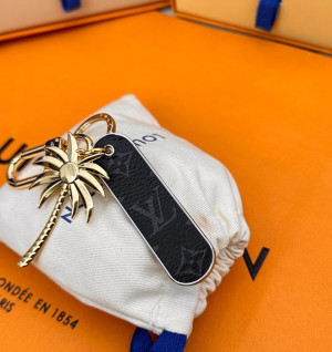 루이비통 lv 23ss 코코넛 보드 키링