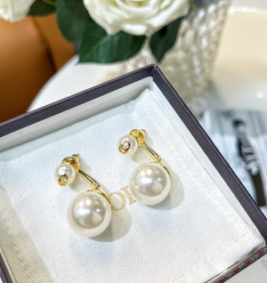 디올 dior cd 펄 귀걸이