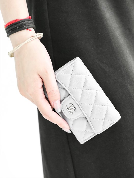 샤넬 클래식 캐비어 카드지갑 (ZP 비교사진 有)