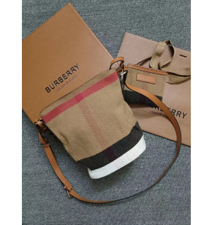 버버리 ASHBY 스몰 캔버스 레더 호보백 