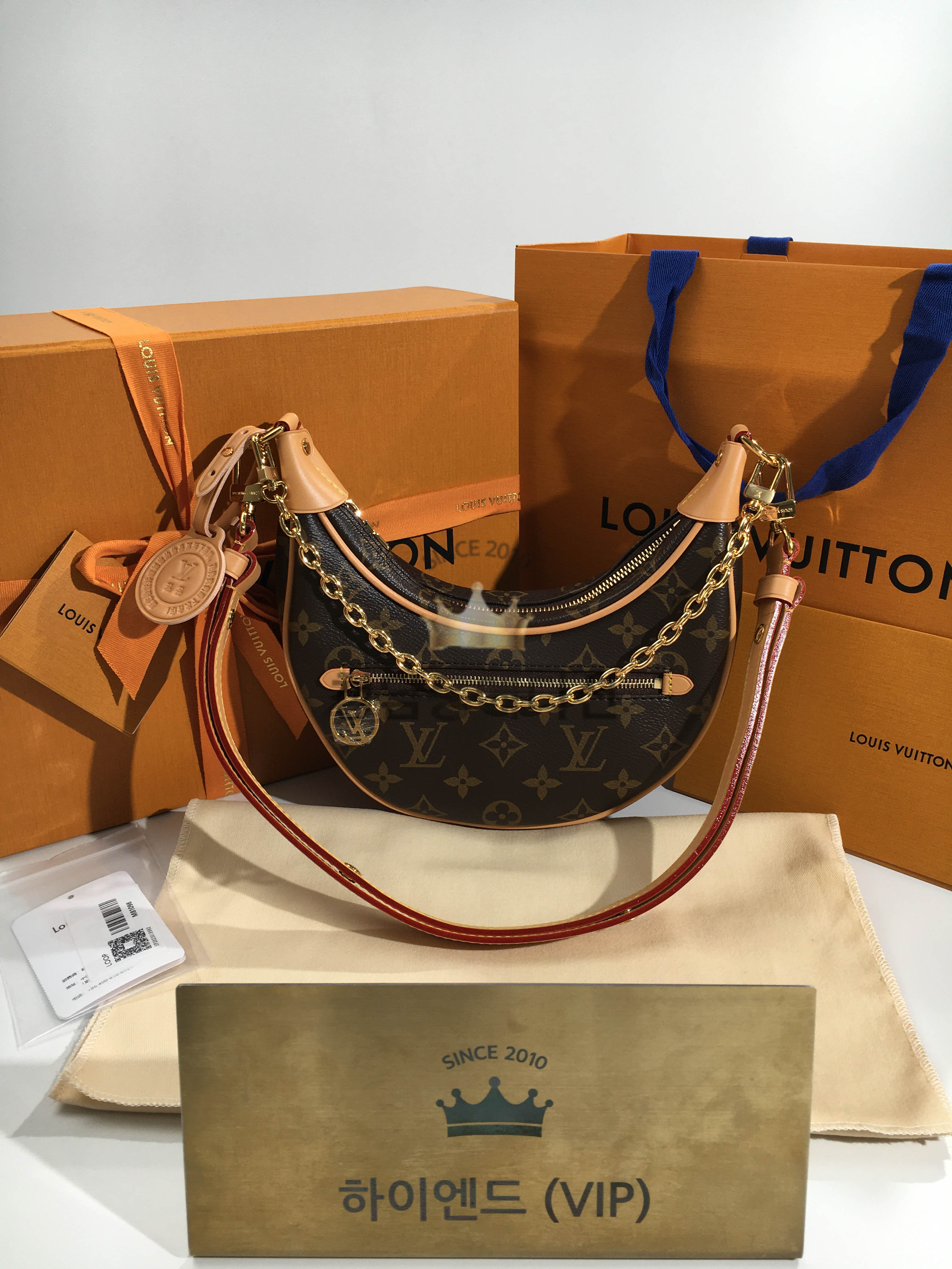 루이비통 루프백 M81098 (하이엔드)