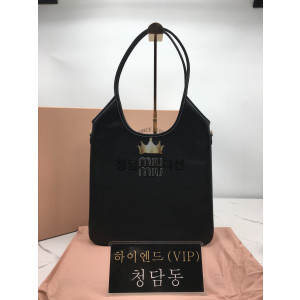 미우미우 23FW MIU MIU 아이비 가죽백
