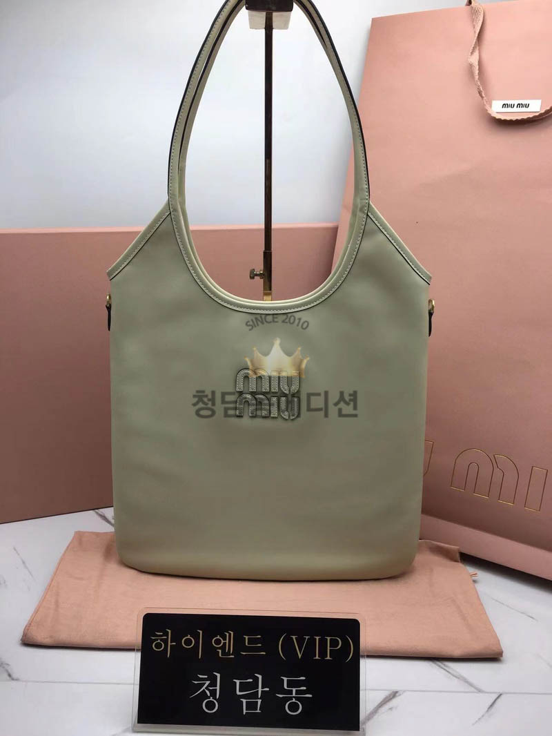 미우미우 23FW MIU MIU 아이비 가죽백