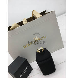 부쉐론 콰트로 화이트 에디션 링 (컬러 화이트실버, 골드/로즈골드)