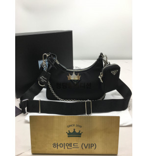 프라다 리에디션 나일론 테수토 호보백 신버전 [upgrade ver.]