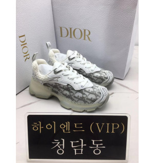 디올 VIBE 스니커즈