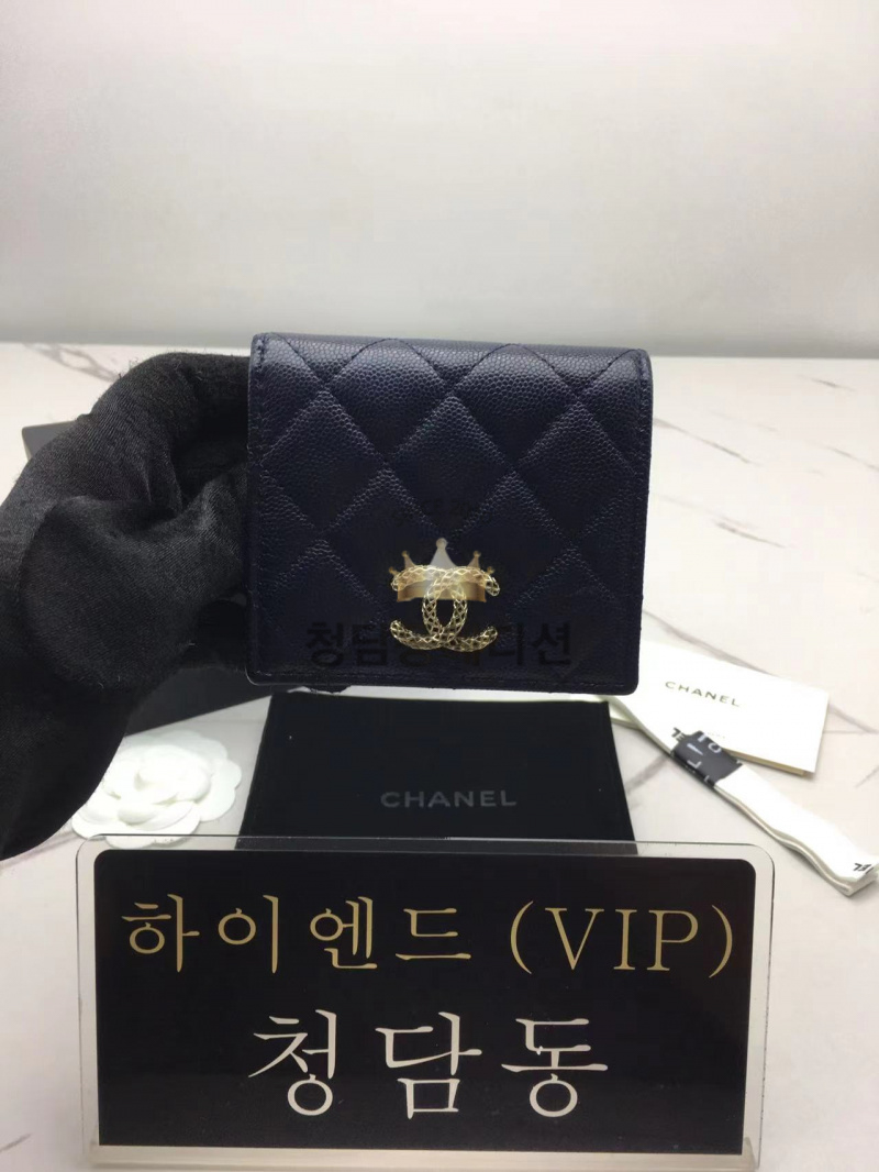 샤넬 CC로고 캐비어 퀼팅 바이폴드 반지갑 AP3185