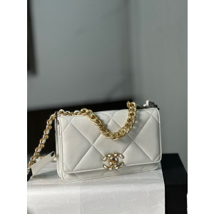 샤넬 23P 19 WOC 턴락 화이트 금장 AP3267 (renewal ver.)