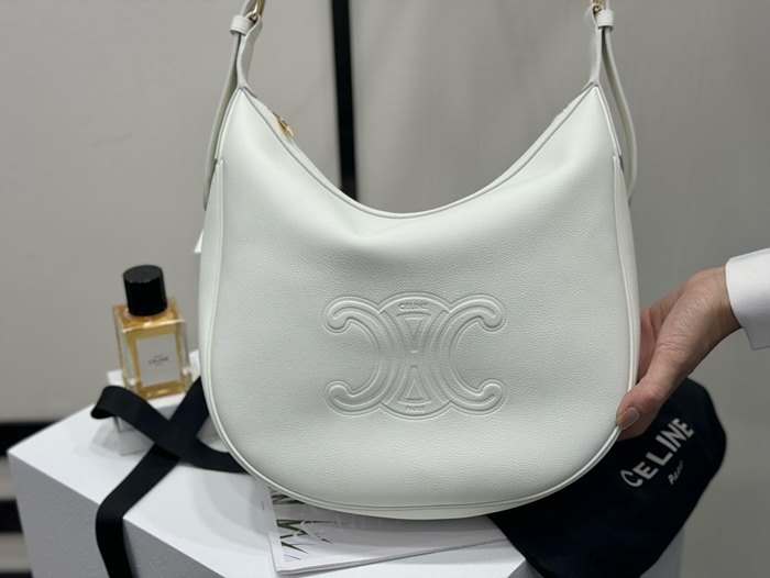 셀린느 엘로이즈 호보백