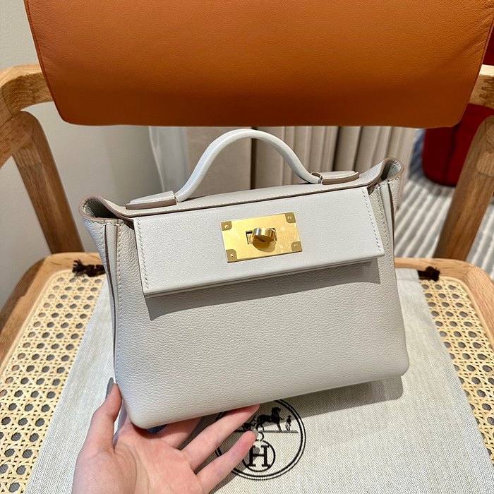 에르메스 2424백 (뉴켈리) 21size (컬러 펄 그레이)