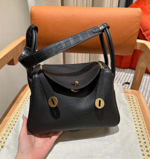 에르메스 린디26 금장 / 은장 (올수공) (컬러 누아) 악어가죽 스트랩