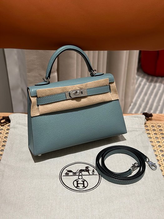 에르메스 미니 켈리2 올수공 (가죽 쉐브레)