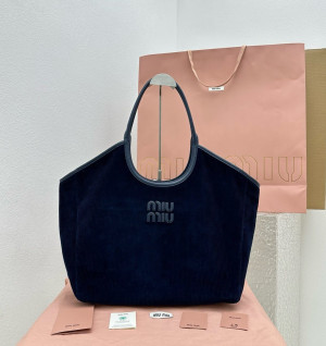 미우미우 코듀로이 로고 토트백