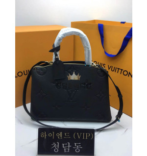 루이비통 그랑 팔레 토트백 M45811