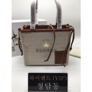 로에베 쿠션 토트백 330.02AA93