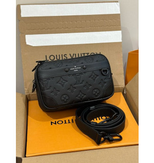 루이비통 알파 웨어러블 월릿 M82544