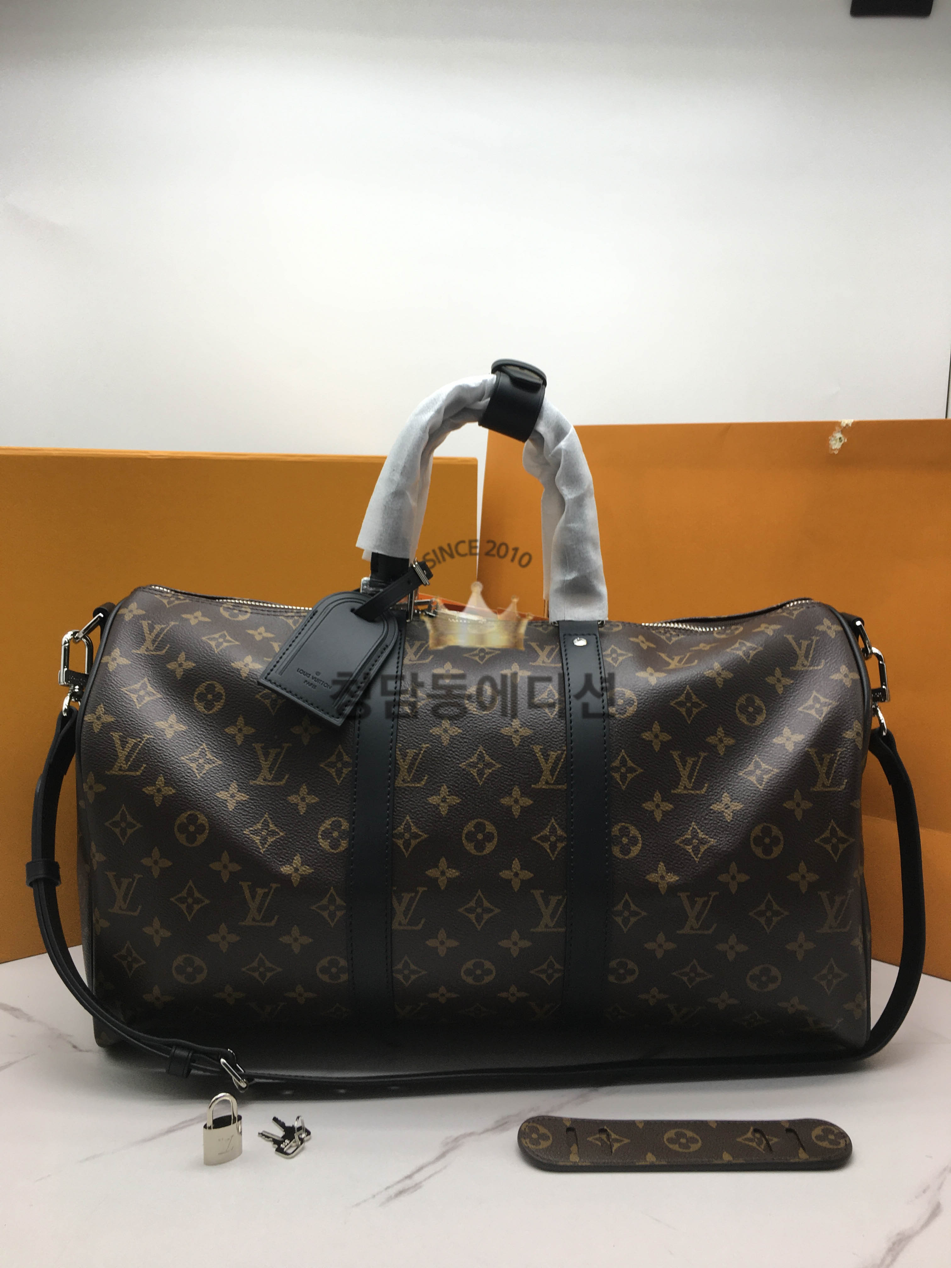 루이비통 키폴 45 반둘리에 M56711 (짙은갈색)