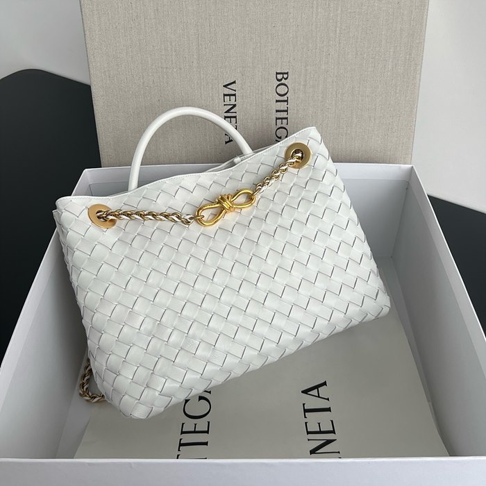 보테가베네타 24SS 안디아모 미디움 체인 숄더백 786009