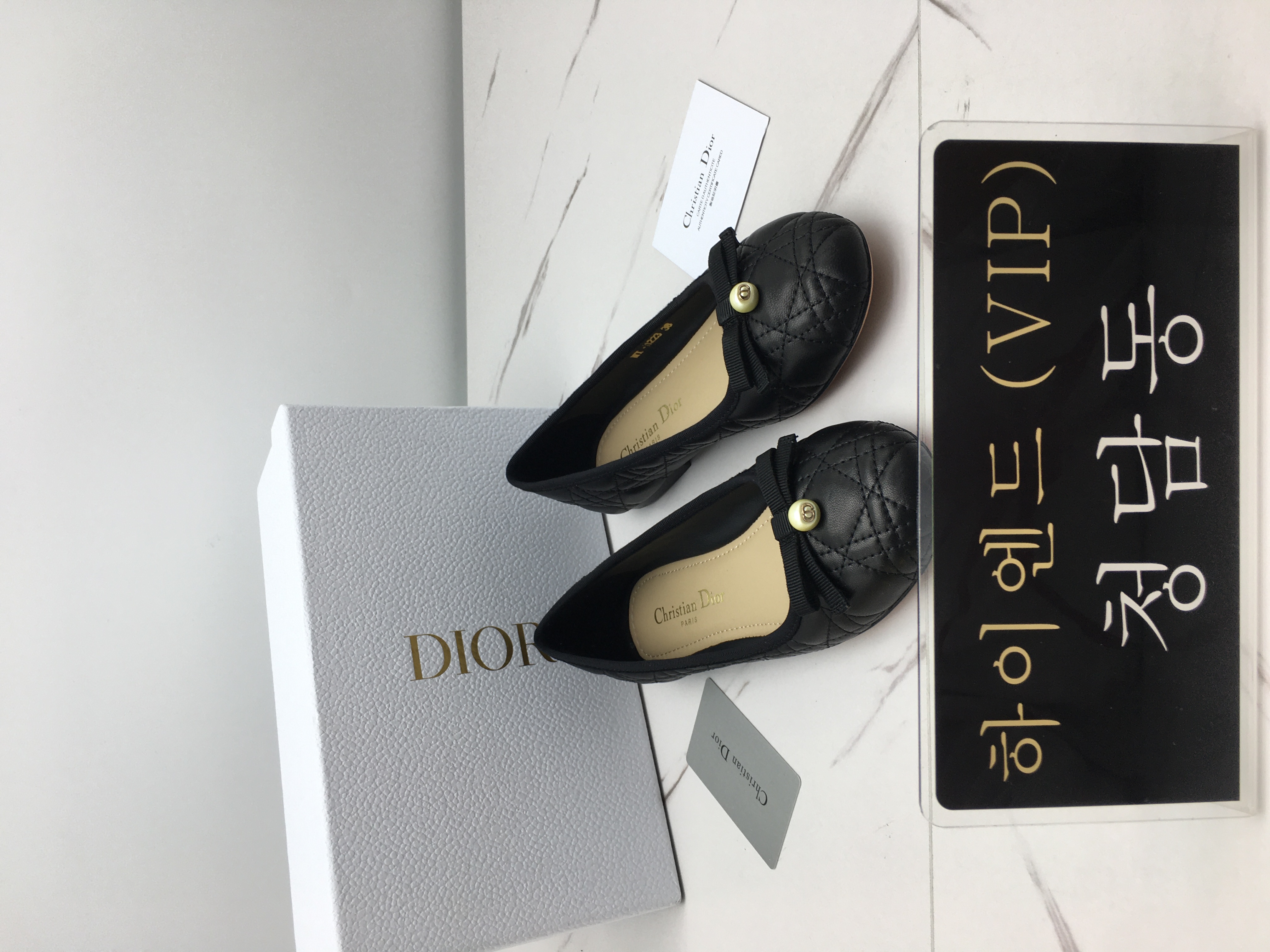 디올 cd 펄 까나쥬 퀄팅 발레리나 플랫 (컬러 블랙, 살구)