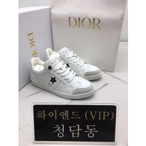 디올 스니커즈