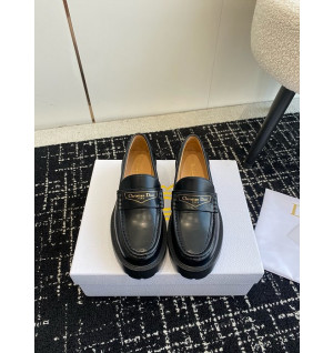 디올 클래식 로퍼