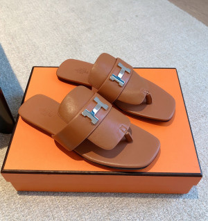 에르메스 23ss 갤러리 샌들