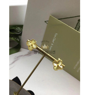 반클리프 알함브라 이어링 귀걸이