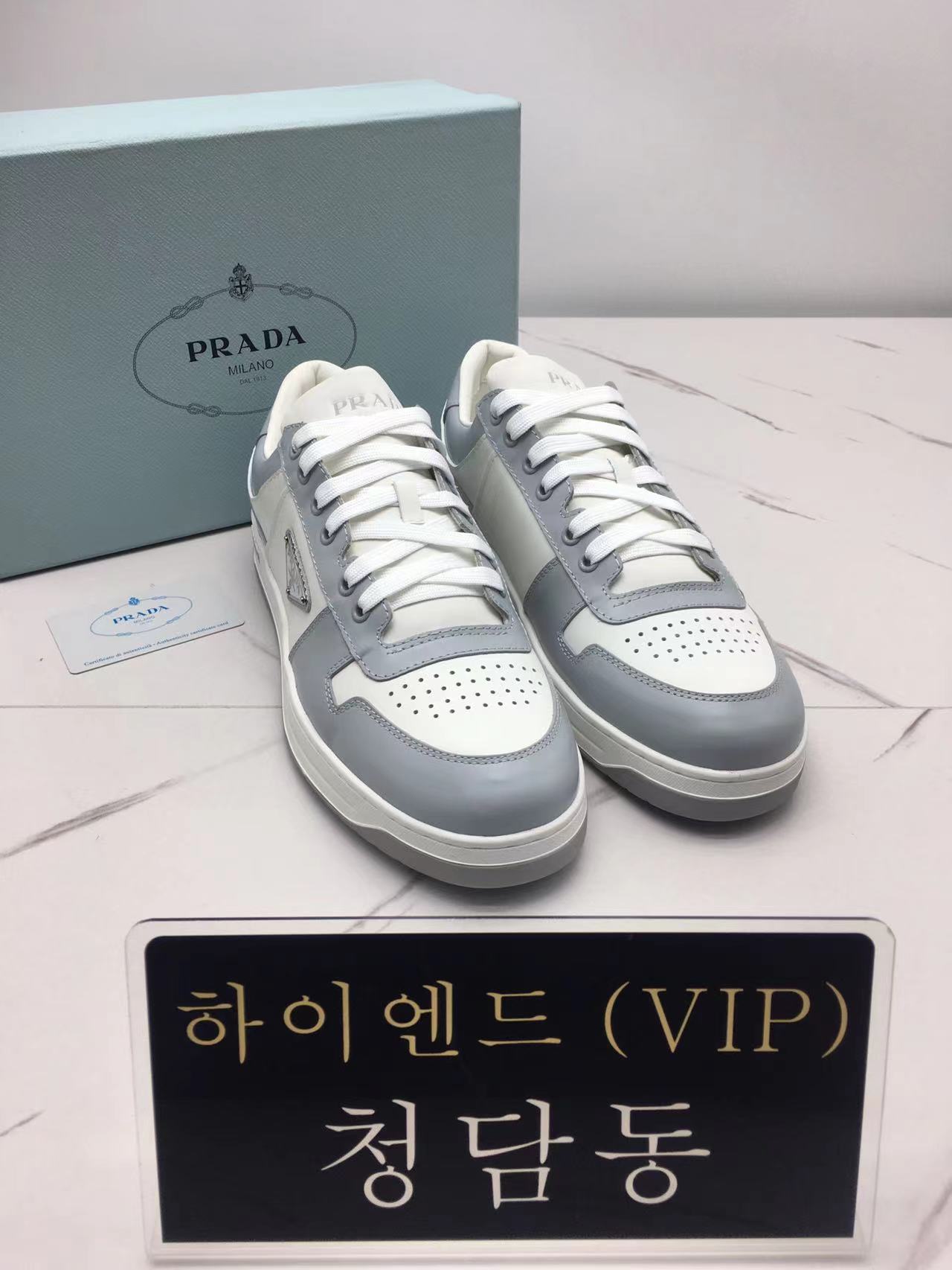 프라다 23SS 다운타운 레더 스니커즈 (남녀공용)