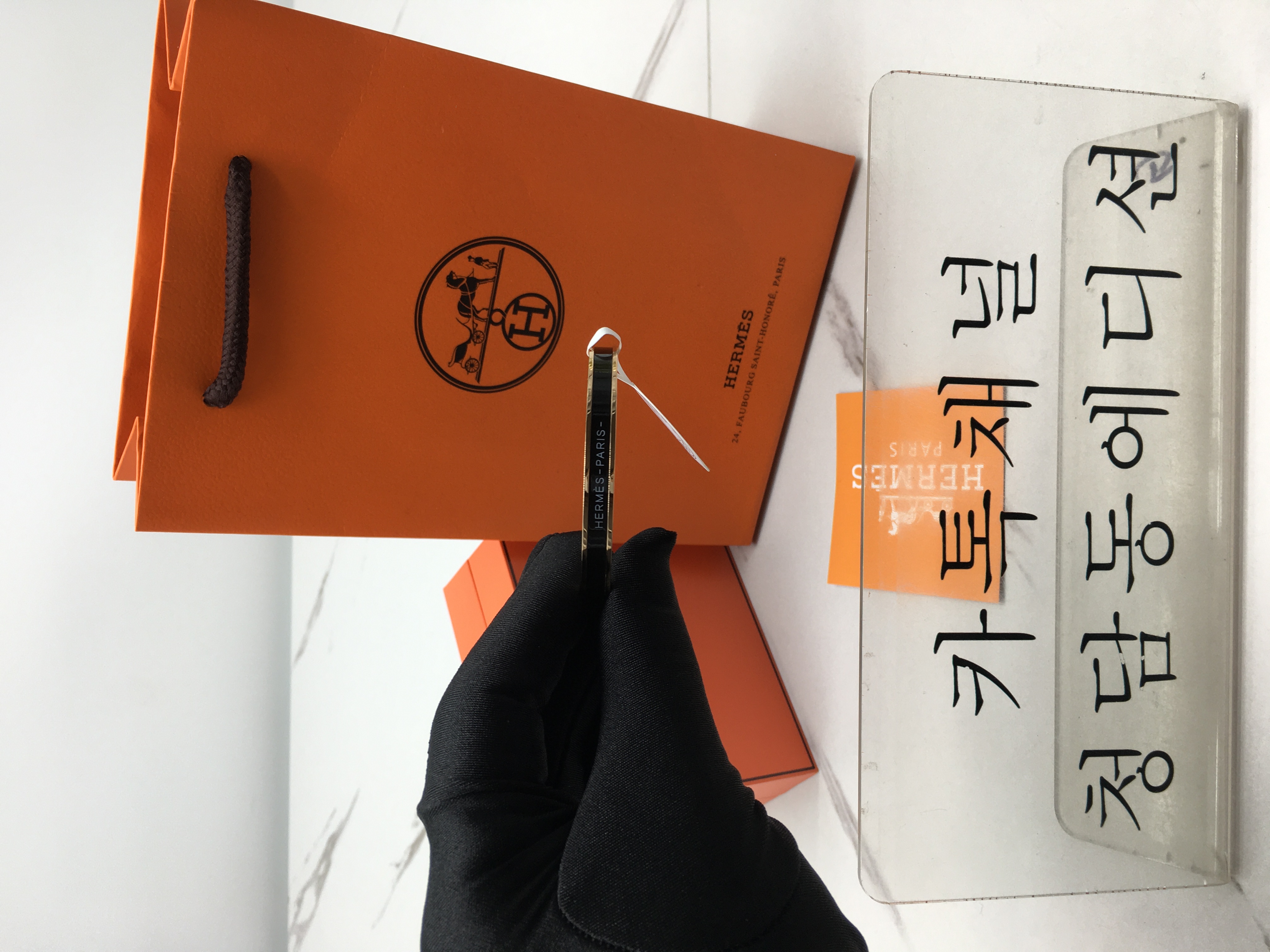 에르메스 에나멜 팔찌 (3COLOR) (V-gold소재)