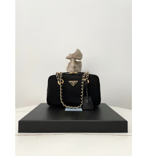 프라다 크로스백 블랙