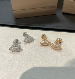 불가리 디바스 드림 다이아 귀걸이 (2COLOR)