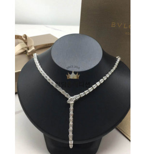 불가리 세르펜티 바이퍼 다이아 목걸이