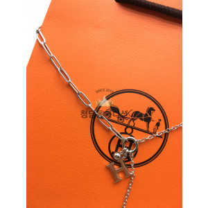 에르메스 H 목걸이