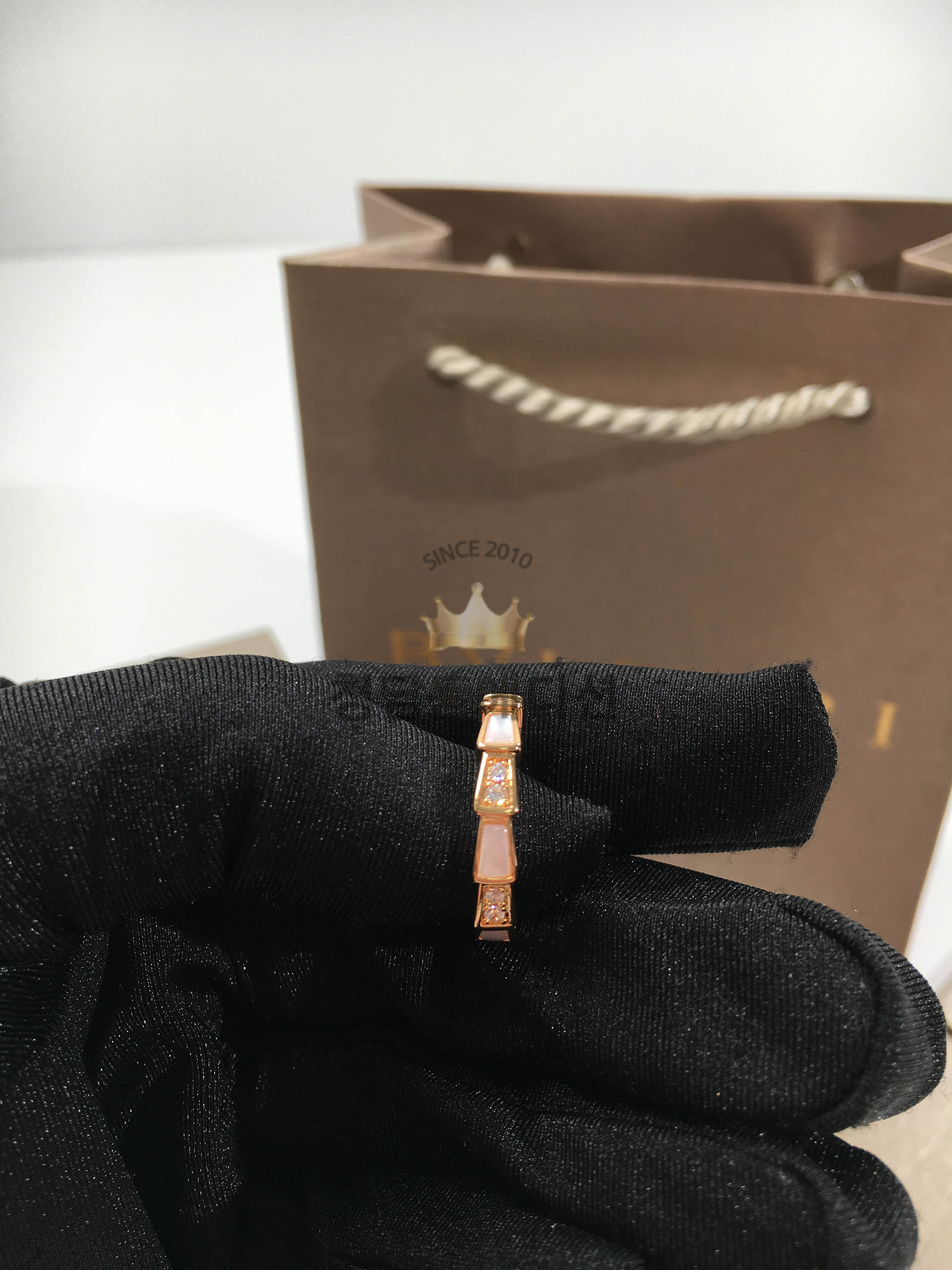 불가리 세르펜티 바이퍼 반지 (컬러 로즈골드)