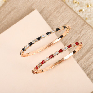 불가리 세르펜티 바이퍼 브레이슬릿 (2COLOR)