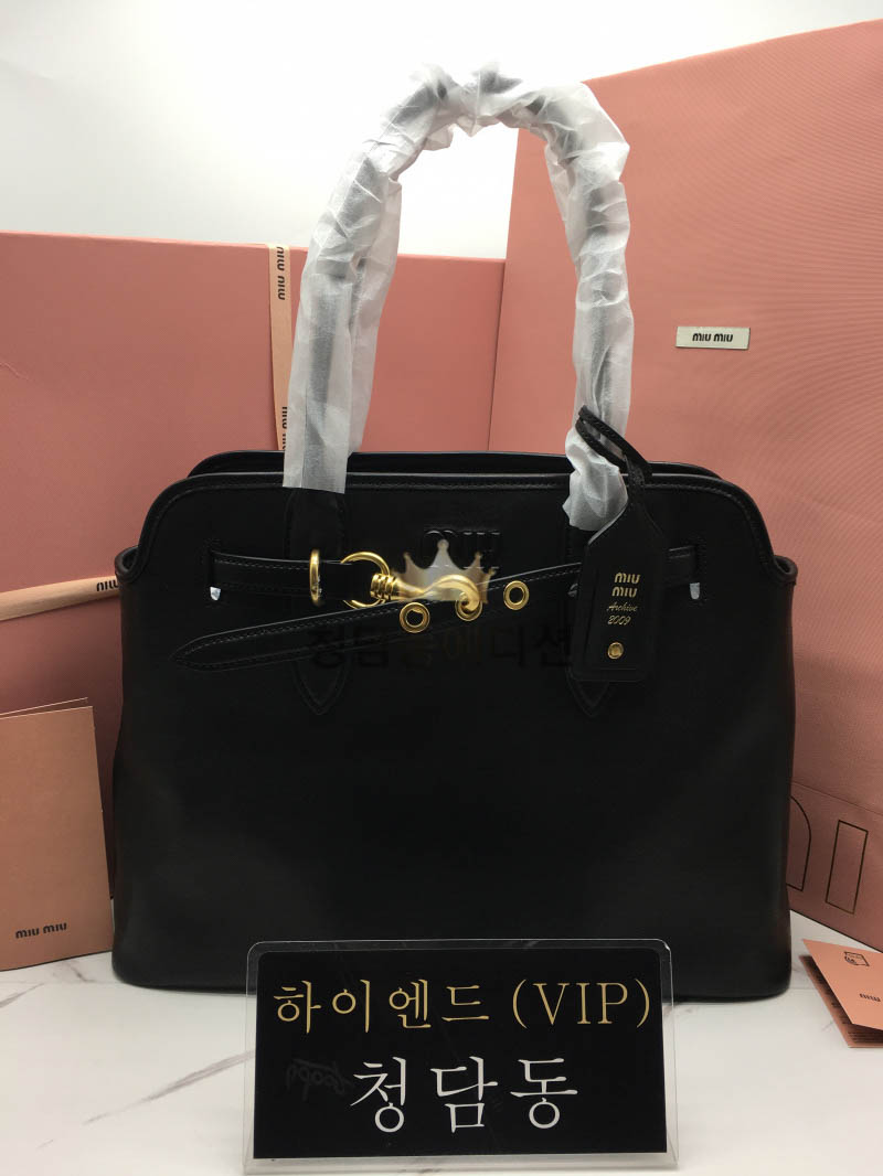 미우미우 아방뛰르 나파 가죽백