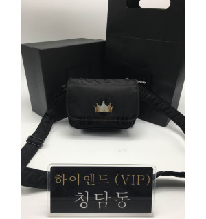 입생로랑 24SS 나일론 니키 스몰 메신저백 776611