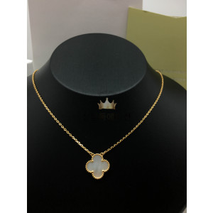 반클리프 매직 알함브라 목걸이 (V-gold소재) (빈티지) (컬러 화이트)