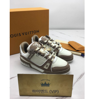 루이비통 LV 트레이너 스니커즈 브라운 로고 1ACWBZ (남녀공용)