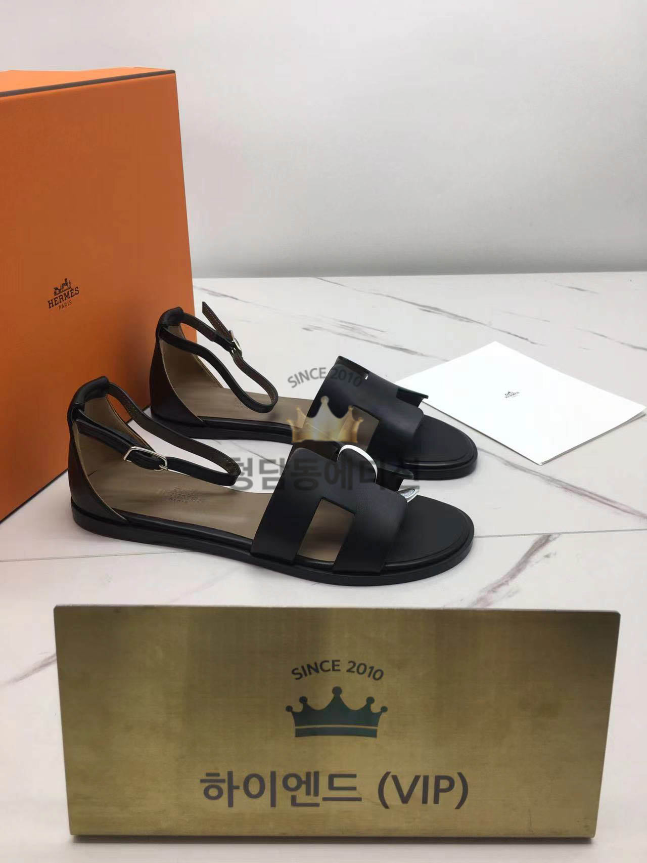 에르메스 산토리니 스위프트 샌들 (handmade ver.)