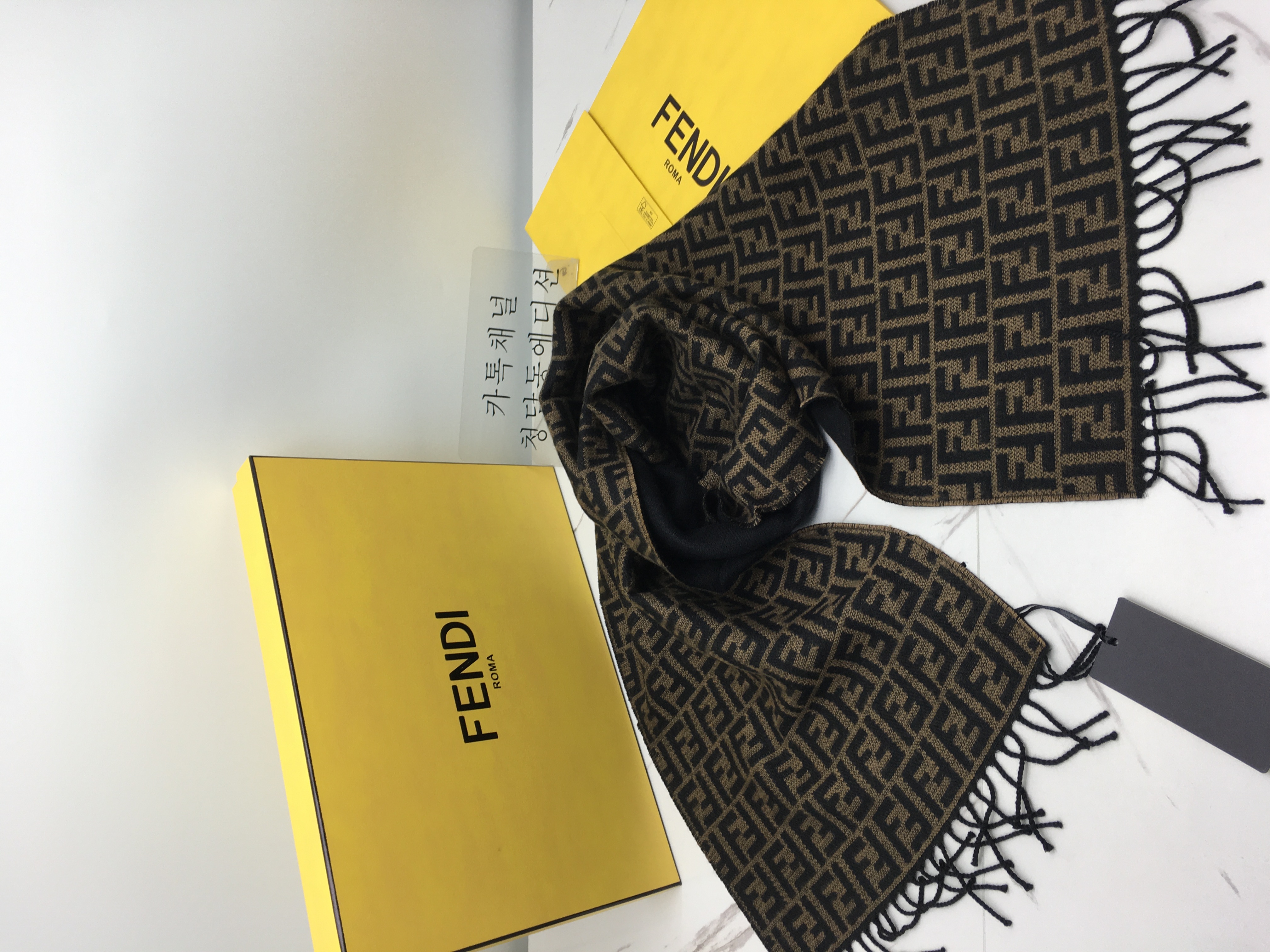 펜디 울 캐시미어 머플러