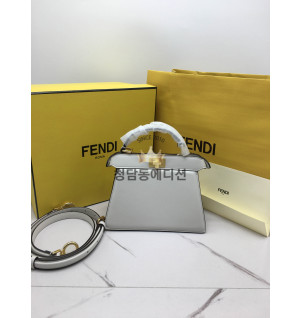 펜디 피카부 I SEE U 쁘띠