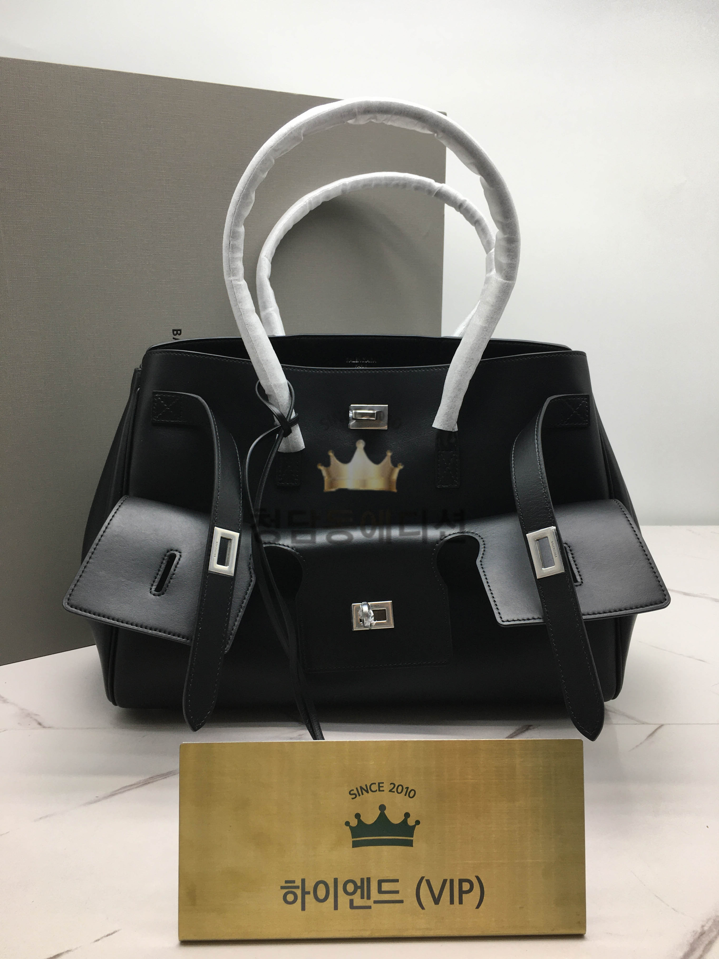 발렌시아가 벨 에어 미디움 캐리 올 백 블랙