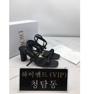 디올 스퀘어토 샌들 (9cm)
