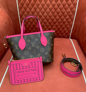 루이비통 네버풀 반둘리에 인사이드 아웃 BB