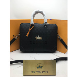 루이비통 포르트 도큐멍 보야주 PM N40444