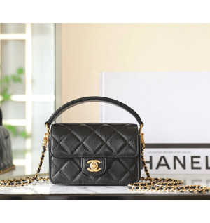 샤넬 24K 핸들 장식의 미니 플랩백