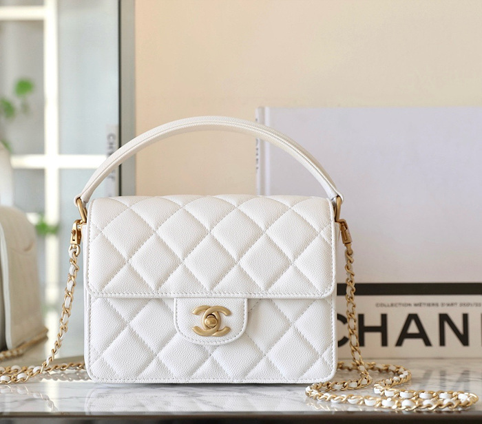 샤넬 24K 핸들 장식의 스몰 플랩백