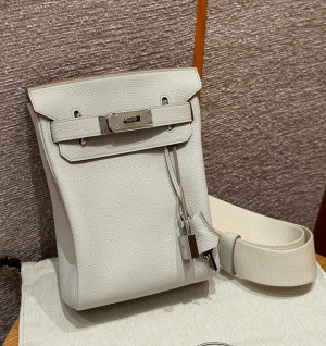 에르메스 핵아도 올수공 PM (컬러 gris pale)