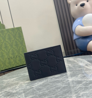 구찌 GG 러버 효과 지갑 780403